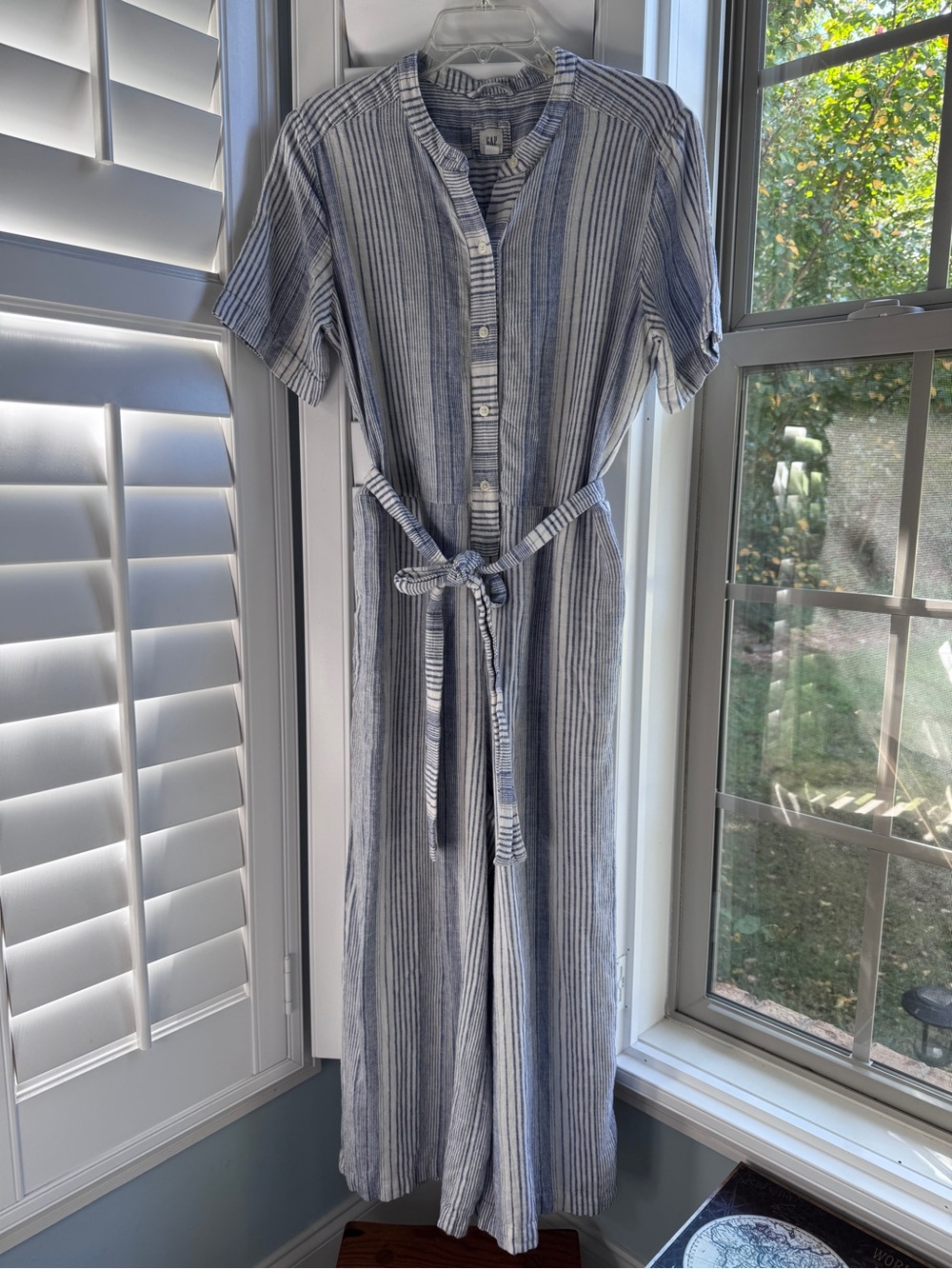 GAP linen blend jumpsuit size Medium